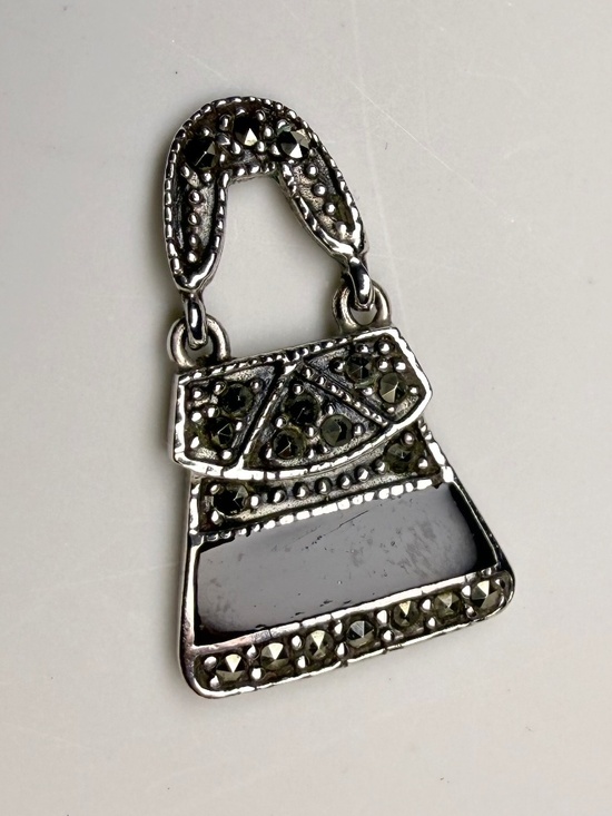 Jewelry - Vintage Sterling Silver Handbag Pendant